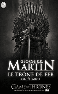C'est la couverture de "L'intégrale 1 du Trône de Fer" écrit par George R. R. Martin. On y voit un homme en habit médiéval avec une épée. Il est assis sur un trône fait des plusieurs épées. La couverture est dans les tons gris.