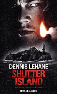 C'est la couverture de "Shutter Island" écrit par Dennis Lehane. On y voit une île de nuit sous la pluie avec un phare. On voit également Leonardo DiCaprio ( le livre a été adapté en film ). policier